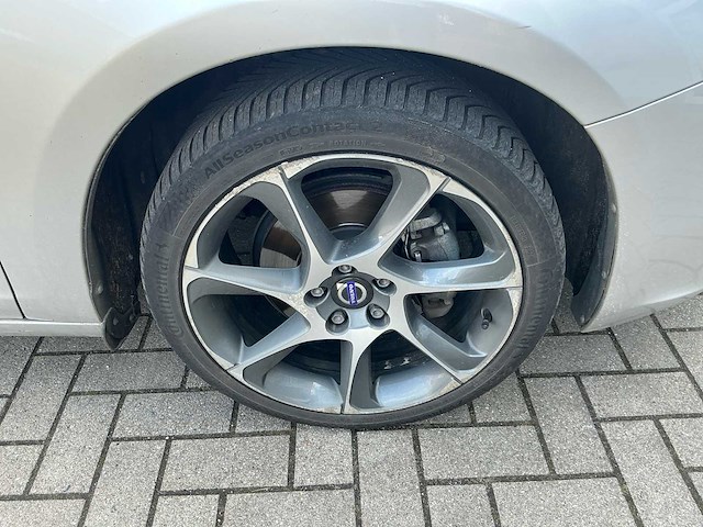 Volvo - v60 - ocean race - personenauto - afbeelding 4 van  34