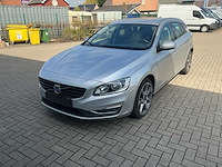 Volvo - v60 - ocean race - personenauto - afbeelding 1 van  34
