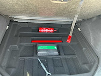 Volvo - v60 - ocean race - personenauto - afbeelding 16 van  34