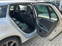 Volvo - v60 - ocean race - personenauto - afbeelding 17 van  34