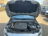 Volvo - v60 - ocean race - personenauto - afbeelding 21 van  34