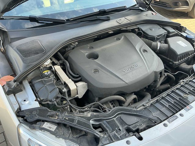 Volvo - v60 - ocean race - personenauto - afbeelding 22 van  34