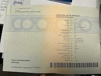 Volvo - v60 - ocean race - personenauto - afbeelding 27 van  34