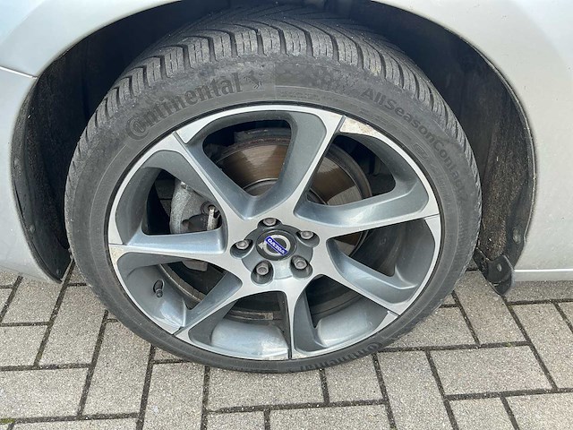 Volvo - v60 - ocean race - personenauto - afbeelding 34 van  34