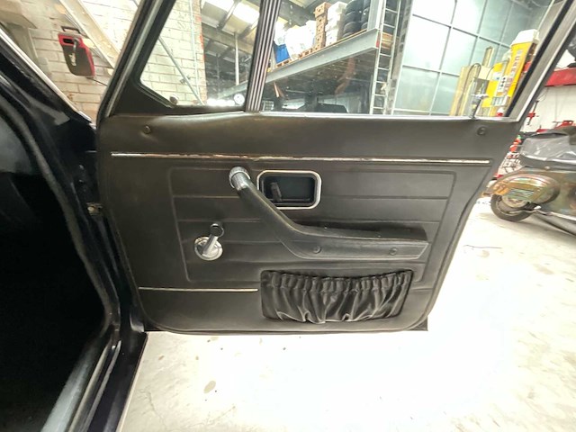 Volvo 164 oldtimer - afbeelding 5 van  15