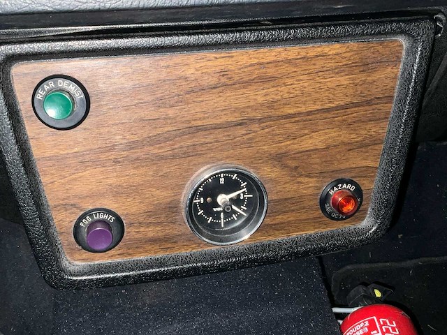 Volvo 164 oldtimer - afbeelding 32 van  63