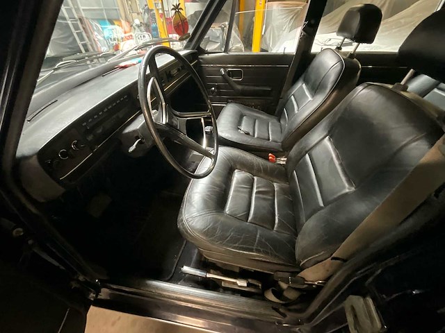 Volvo 164 oldtimer - afbeelding 63 van  63