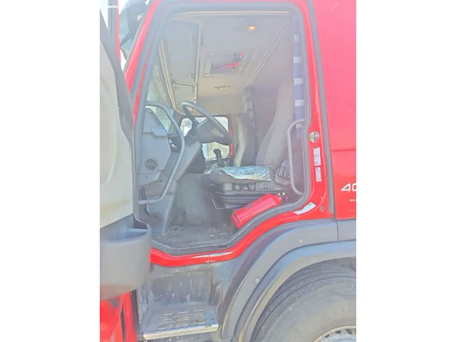 Volvo 400 - afbeelding 33 van  34