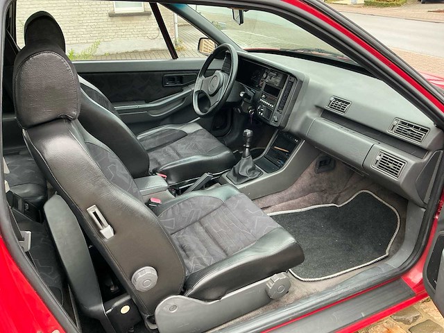 Volvo 480 es oldtimer - afbeelding 17 van  54