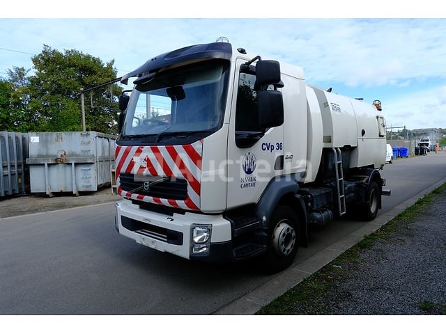 Volvo brush truck (2009-84,265 km)(vin: yv2tbm0a89b546382) - afbeelding 11 van  68