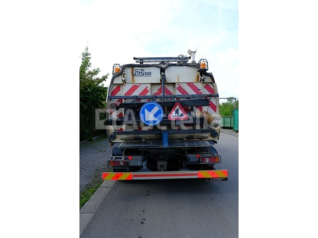Volvo brush truck (2009-84,265 km)(vin: yv2tbm0a89b546382) - afbeelding 15 van  68