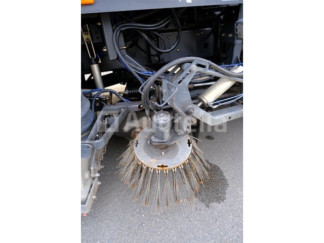 Volvo brush truck (2009-84,265 km)(vin: yv2tbm0a89b546382) - afbeelding 24 van  68