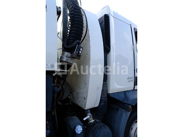 Volvo brush truck (2009-84,265 km)(vin: yv2tbm0a89b546382) - afbeelding 47 van  68