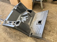 Volvo ecr25d frame voor bedieningen in cabine