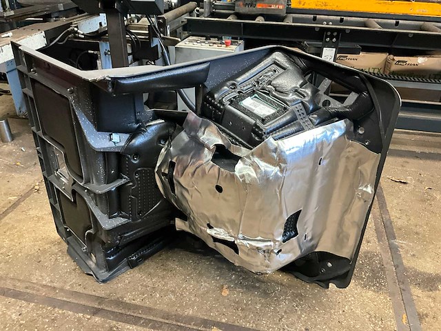 Volvo ecr25d frame voor bedieningen in cabine - afbeelding 6 van  8