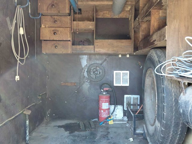 Volvo f613 camper - afbeelding 2 van  20