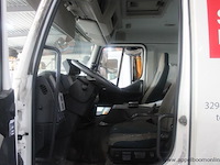 Volvo fe, eerste inschrijving 2015-09-25, 208.882 km, manueel, 2 assen, mtm 19.000 kg, tarragewicht 10.365 kg, laadvermogen 8.560 kg, open laadbak met kraan, chassisnummer yv2v0x1a2fz103730, keuring geldig tot 2026-05-26 - afbeelding 3 van  21