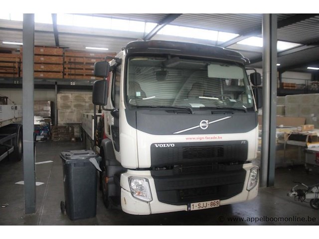 Volvo fe, eerste inschrijving 2015-09-25, 208.882 km, manueel, 2 assen, mtm 19.000 kg, tarragewicht 10.365 kg, laadvermogen 8.560 kg, open laadbak met kraan, chassisnummer yv2v0x1a2fz103730, keuring geldig tot 2026-05-26 - afbeelding 12 van  21