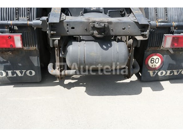 Volvo fh12 18t trekker (1994-551,120 km) - afbeelding 16 van  60