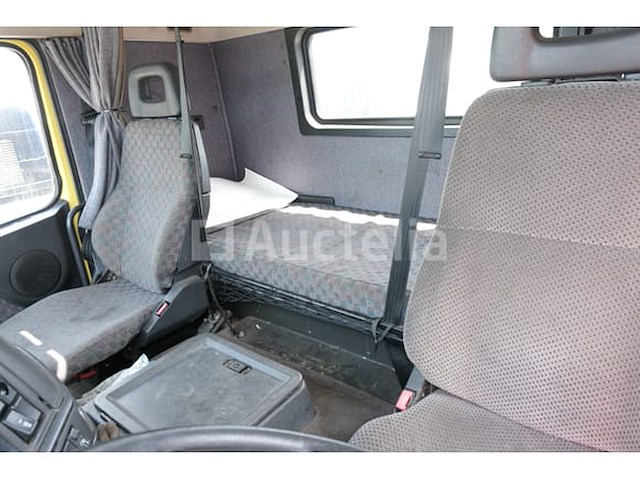 Volvo fh12 18t trekker (1994-551,120 km) - afbeelding 51 van  60