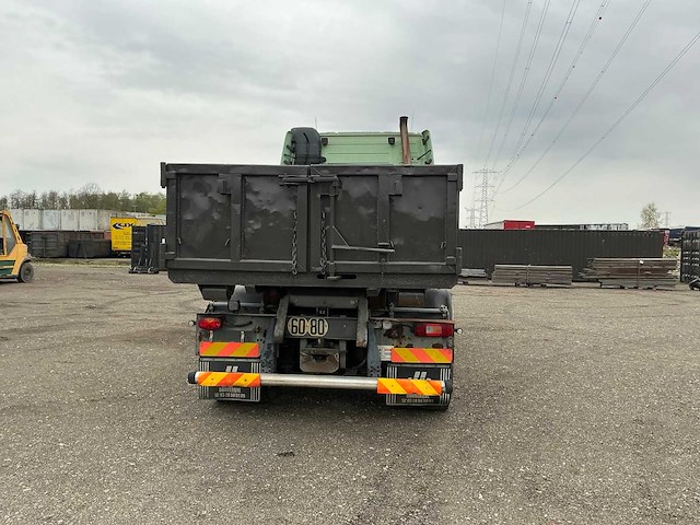 Volvo fh12 vrachtwagen met containersysteem - afbeelding 1 van  17