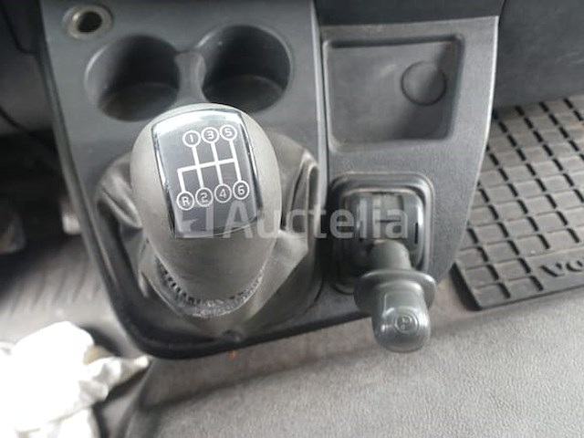 Volvo fl240 laadbak truck met achterklep (2009-620,280 km) - afbeelding 2 van  57