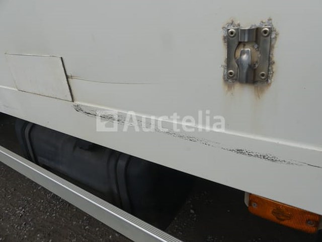 Volvo fl240 laadbak truck met achterklep (2009-620,280 km) - afbeelding 1 van  57