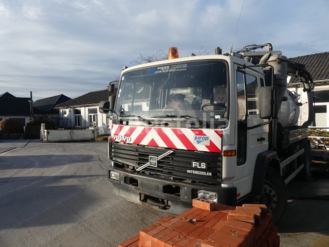Volvo fl6 4x2 190r7.1 vacuümwagen (2000-85.217 km-vin:yv2e4c4a2xb228262) - afbeelding 12 van  48