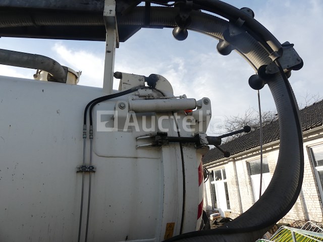 Volvo fl6 4x2 190r7.1 vacuümwagen (2000-85.217 km-vin:yv2e4c4a2xb228262) - afbeelding 28 van  48