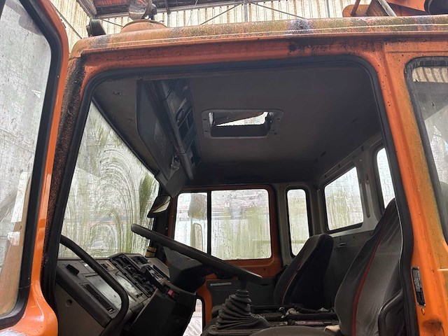 Volvo fl6 turbo platte laadwagen met kraan - afbeelding 9 van  36