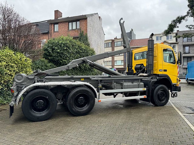 Volvo fm12 6x6r containerhaaksysteem 2001 - afbeelding 2 van  7
