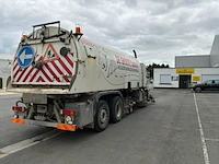 Volvo fm12 veegwagen - afbeelding 45 van  49
