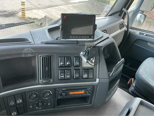 Volvo fm390 tankwagen - afbeelding 14 van  28