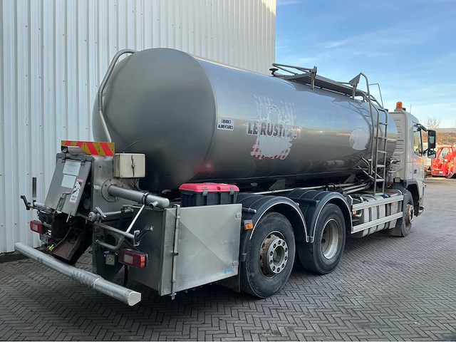Volvo fm390 tankwagen - afbeelding 26 van  28