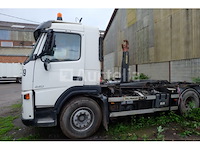 Volvo fmfh 440 containertruck (2009-642,008 km) - afbeelding 12 van  37