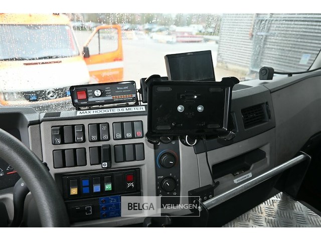 Volvo hoogwerker - afbeelding 14 van  36