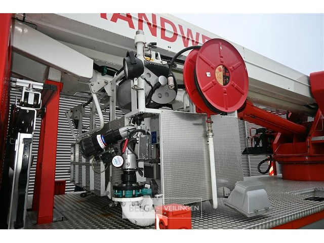 Volvo hoogwerker - afbeelding 32 van  36