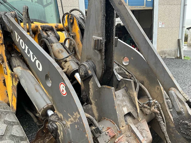 Volvo l40b-tp/s wiellader – 96 pk – 4 nieuwe banden - afbeelding 27 van  37
