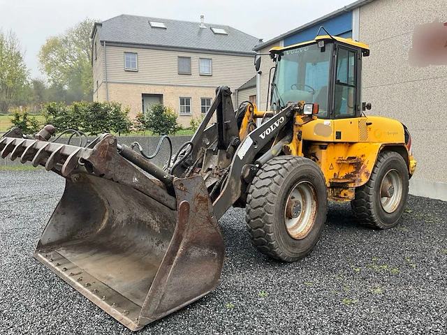 Volvo l40b-tp/s wiellader – 96 pk – 4 nieuwe banden - afbeelding 1 van  37