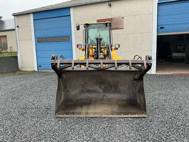 Volvo l40b-tp/s wiellader – 96 pk – 4 nieuwe banden - afbeelding 36 van  37