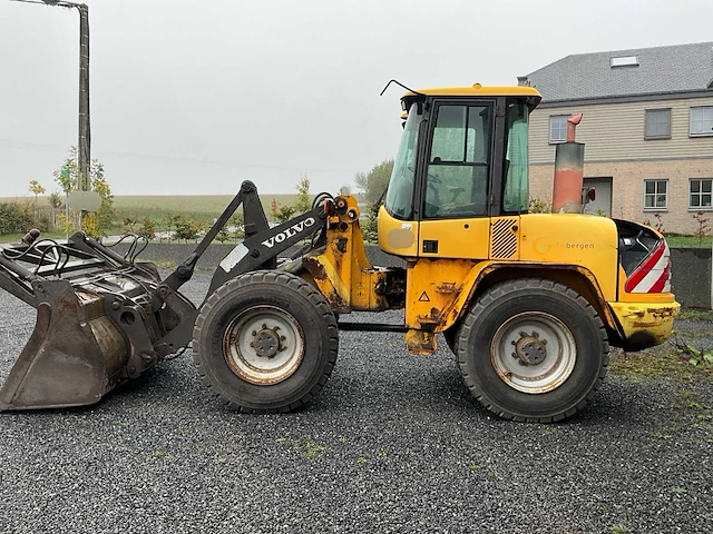 Volvo l40b-tp/s wiellader – 96 pk – 4 nieuwe banden - afbeelding 11 van  37