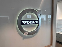 Volvo logo verlicht - afbeelding 1 van  2