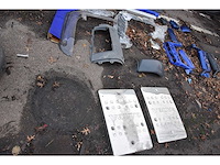 Volvo lot carrosserieonderdelen - afbeelding 1 van  7