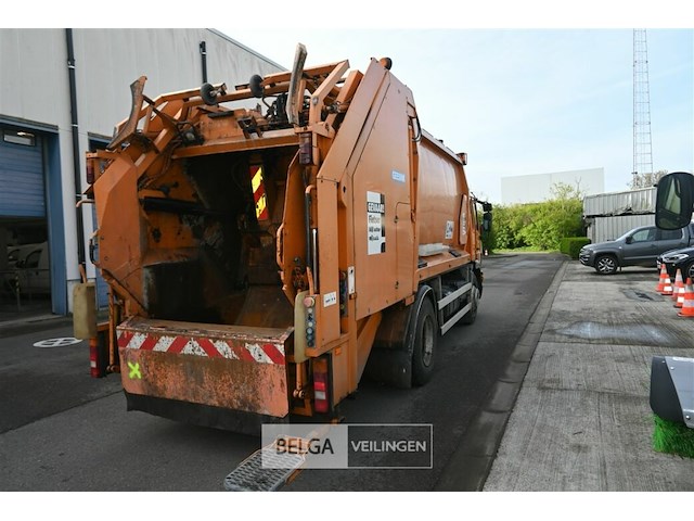 Volvo ophaalwagen - afbeelding 9 van  23