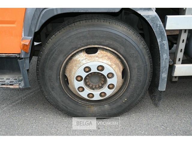 Volvo ophaalwagen - afbeelding 15 van  23