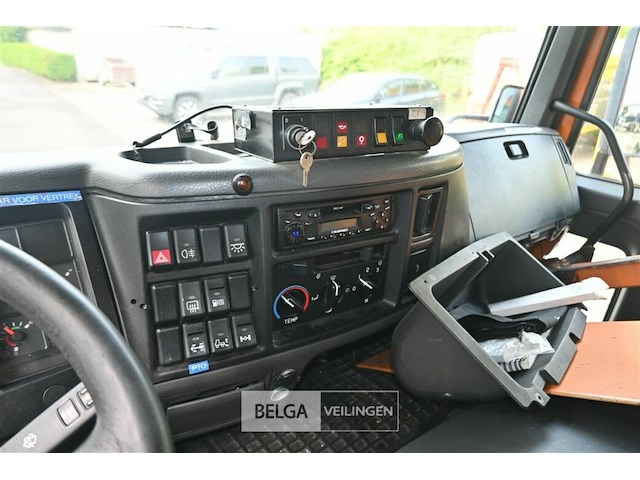 Volvo ophaalwagen - afbeelding 22 van  23