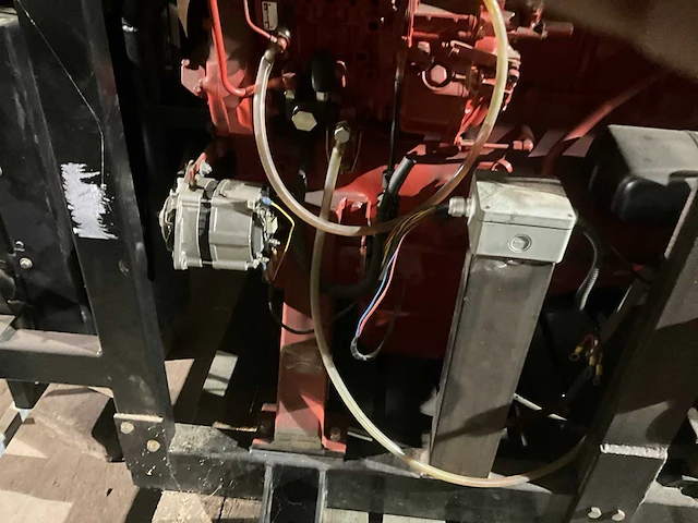 Volvo penta d60 waterpomp - afbeelding 11 van  14