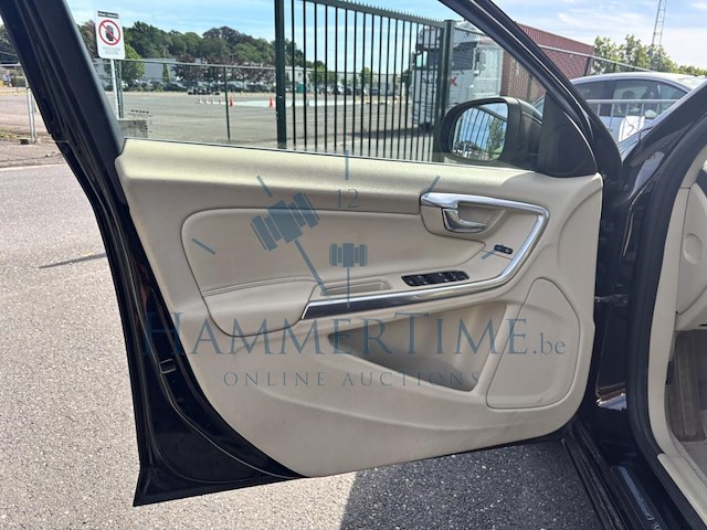 Volvo s60 2 0 d3 summum geartronic 150 at, 2015 - afbeelding 2 van  29