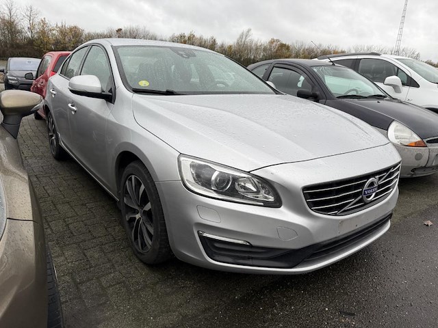 Volvo s60 2.0 d2 eco kinetic, 2018 - afbeelding 16 van  22