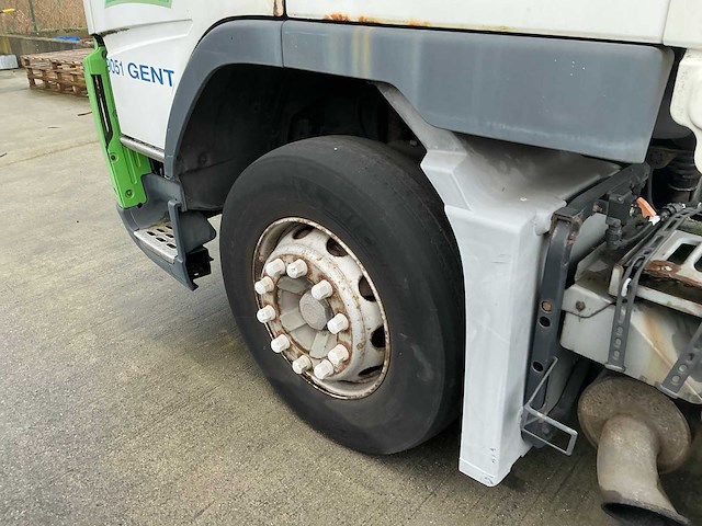 Volvo trekker - afbeelding 2 van  15